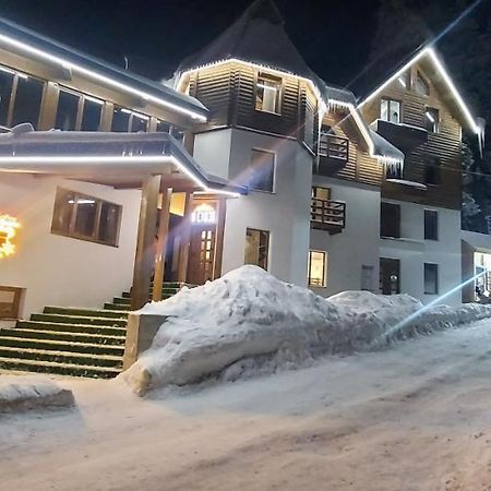 U Stozi Hotel Dragobrat Exterior photo